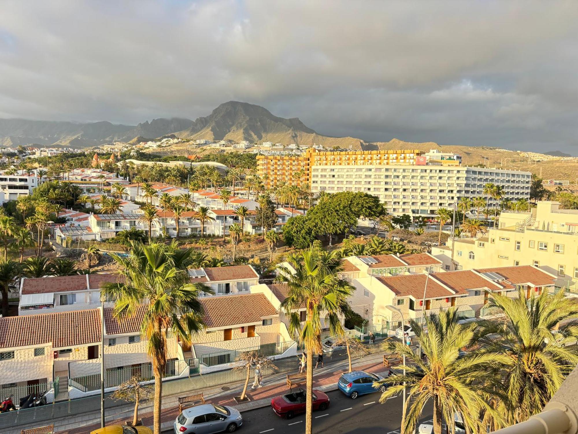 Comfortable Apartment In The Heart Of Las Americas Playa de las Americas  Eksteriør bilde